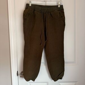 Old Navy Olive Green Linen-Blend Jogger Cropped Pants. Small. Used.